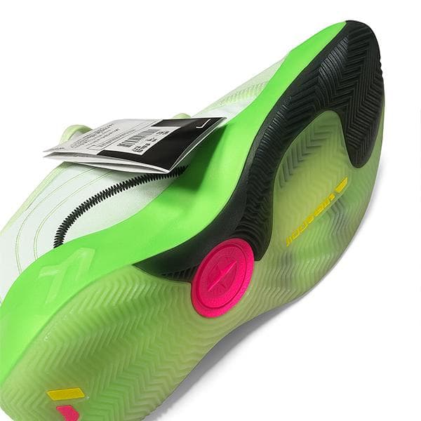 新品未使用 Nike ジョーダン 4 PF 28cm ライトグリーン バッシュ