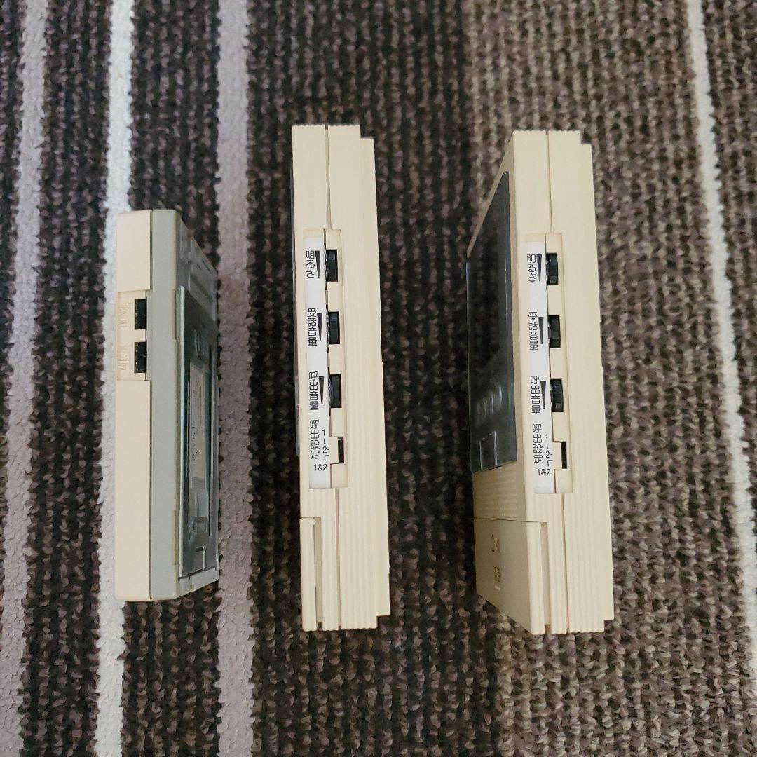 アイホン　ハンズフリーテレビドアホン　モニター付き親機２台&増設親機