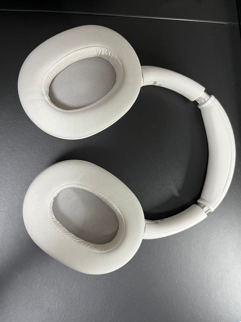 ヘッドホン SONY ULT WEAR WHITE