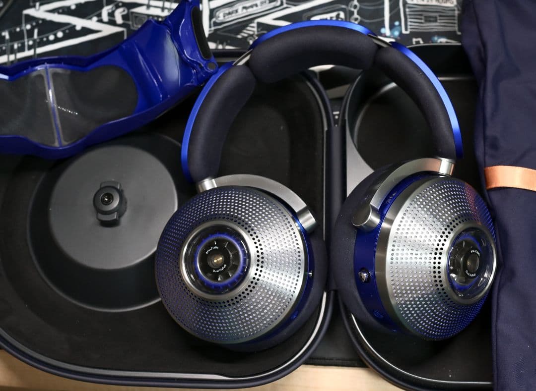 Dyson ワイヤレスヘッドホン