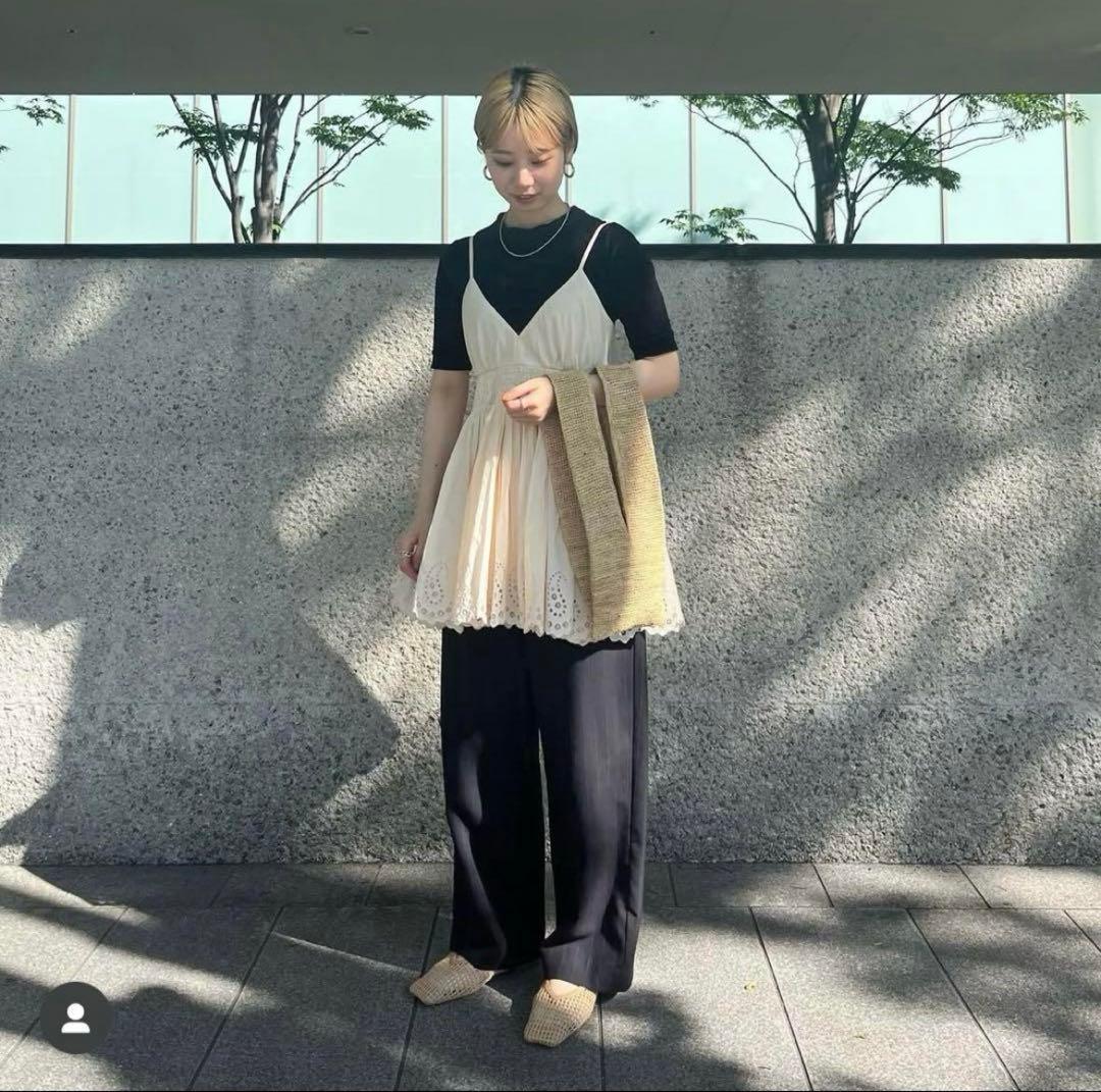 crinkle crinkle crinkle 黒　キャミソール　ブラウス