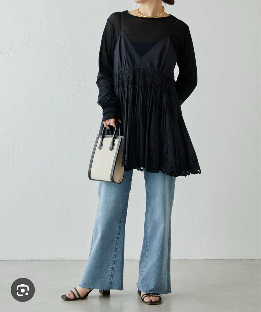 crinkle crinkle crinkle 黒　キャミソール　ブラウス