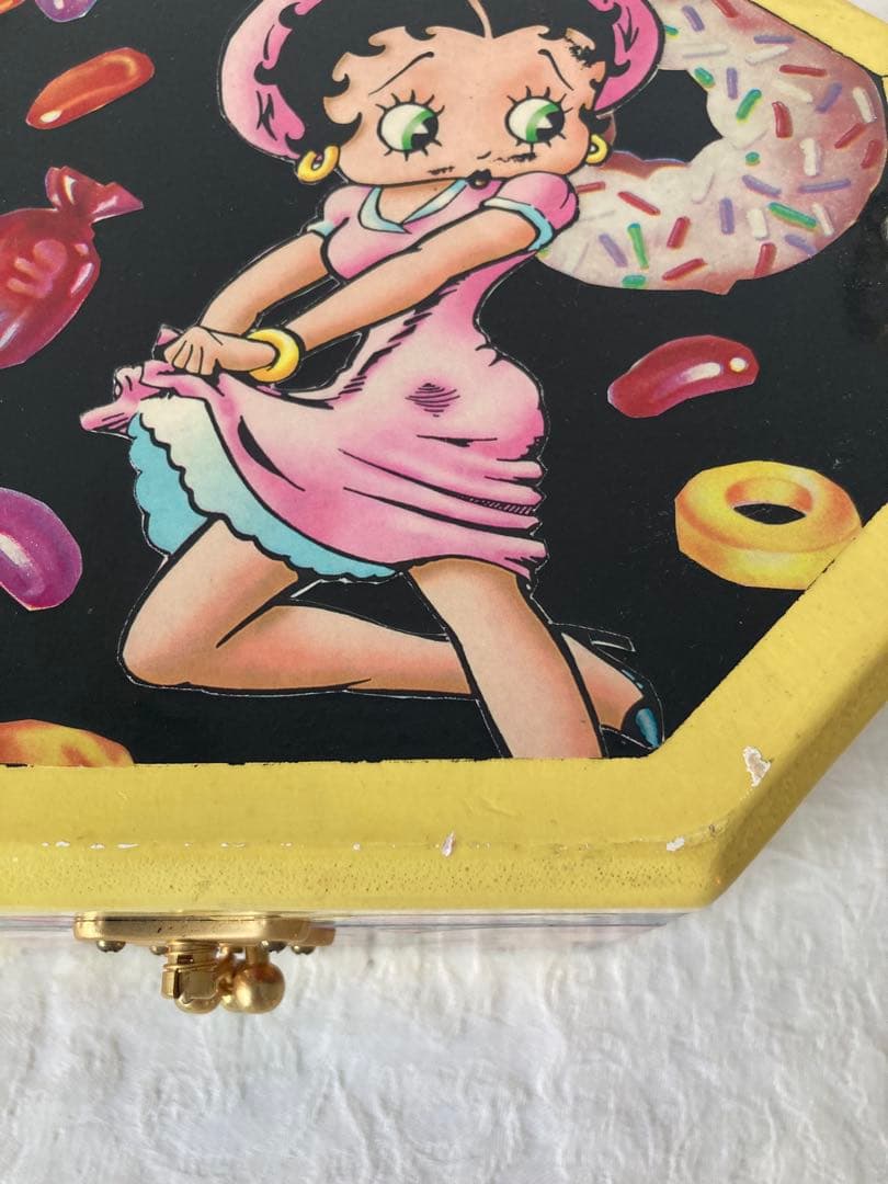 Bettyちゃんの、木製バック！！ヴィンテージ