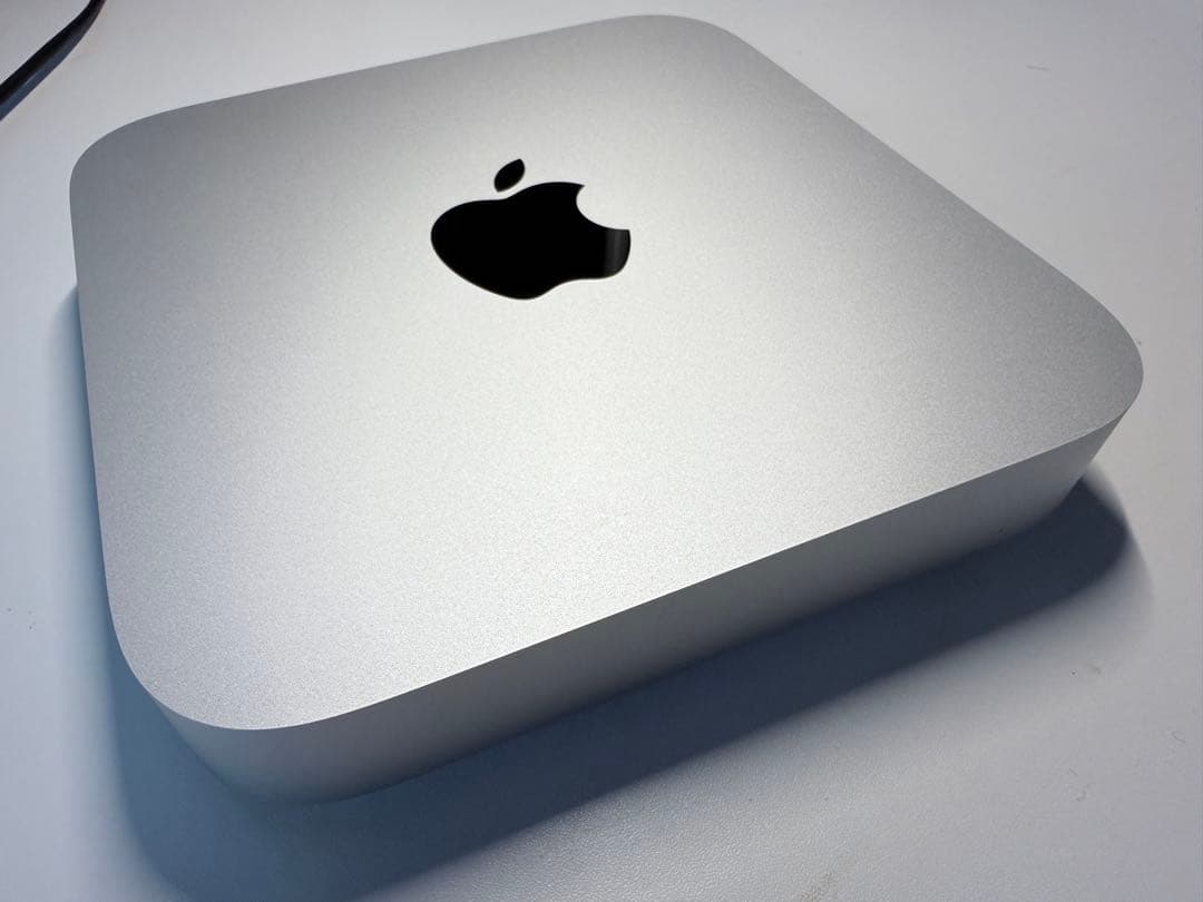 Apple Mac mini M2 8GBメモリ / 256GB SSD