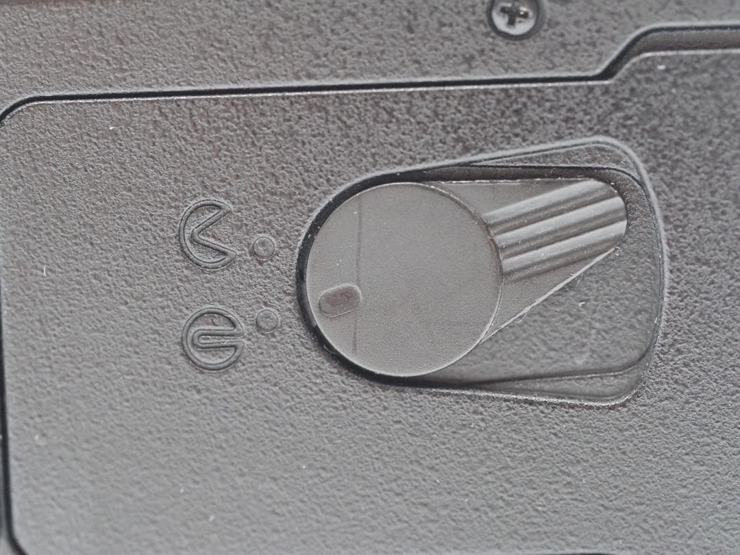 【値引き不可】OLYMPUS OM-D E-M1MARKⅡ