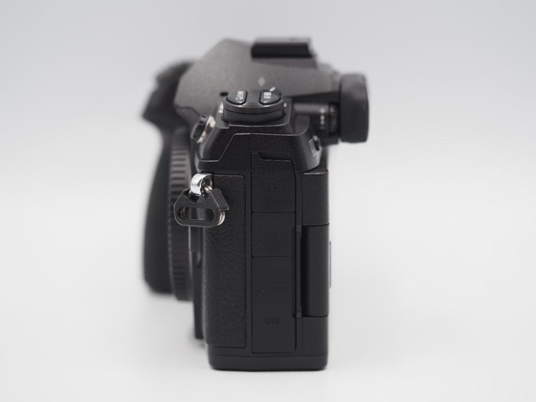 【値引き不可】OLYMPUS OM-D E-M1MARKⅡ