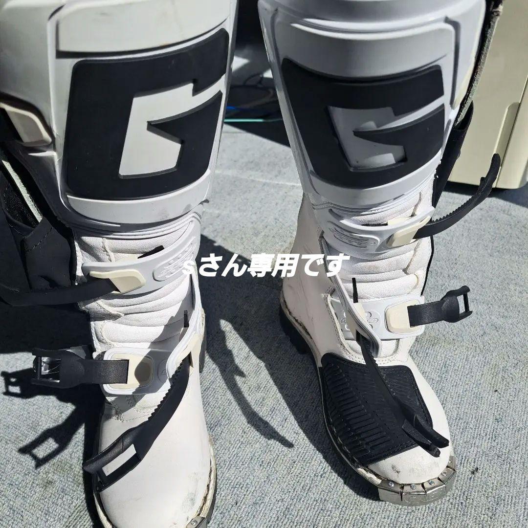 sさん専用です GAERNE バイクブーツ ホワイト
