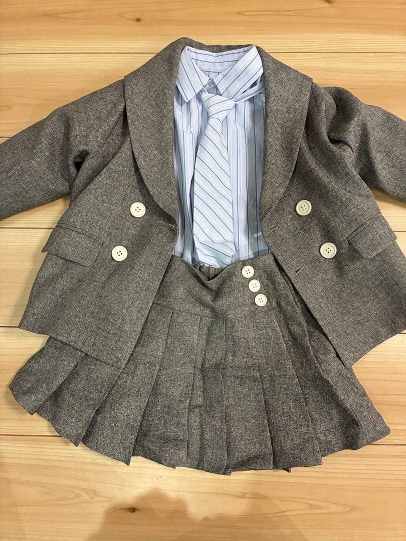 ローリーズファーム　キッズ　セレモニー