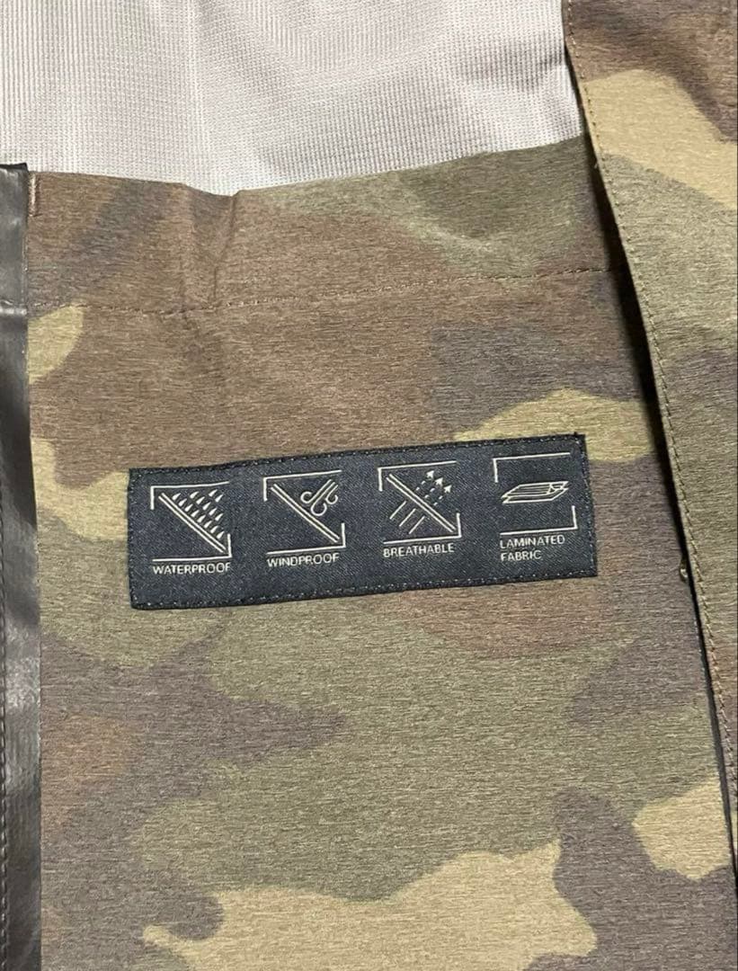 HERNO Laminar ウォータープルーフフーディーコート 46