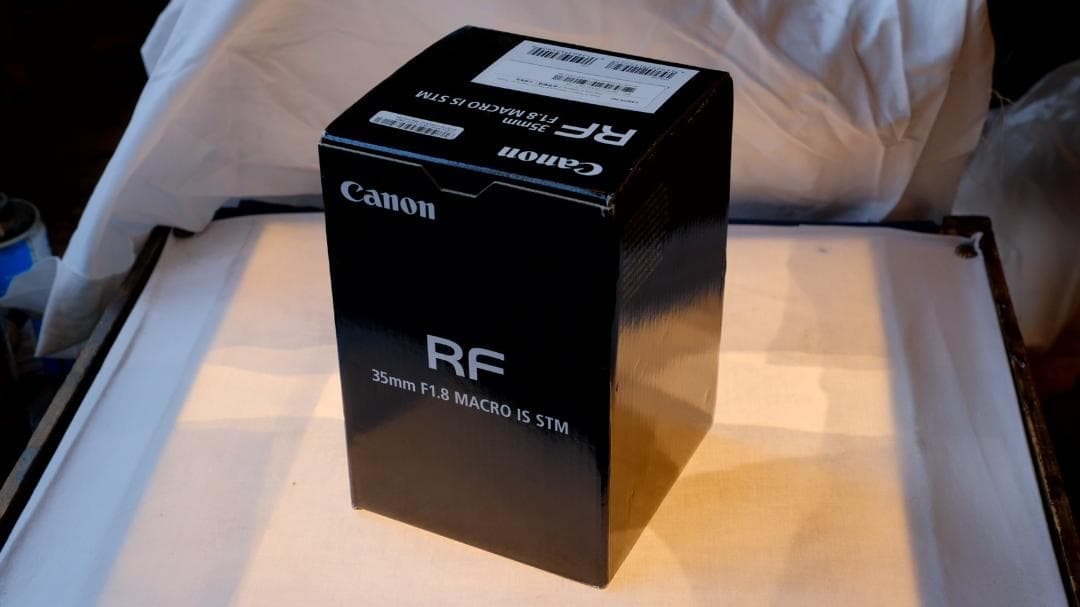 Canon EOS R と RF35mm F1.8 MACRO IS STM