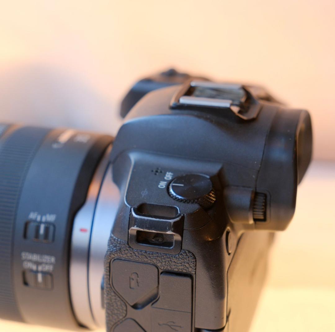 Canon EOS R と RF35mm F1.8 MACRO IS STM