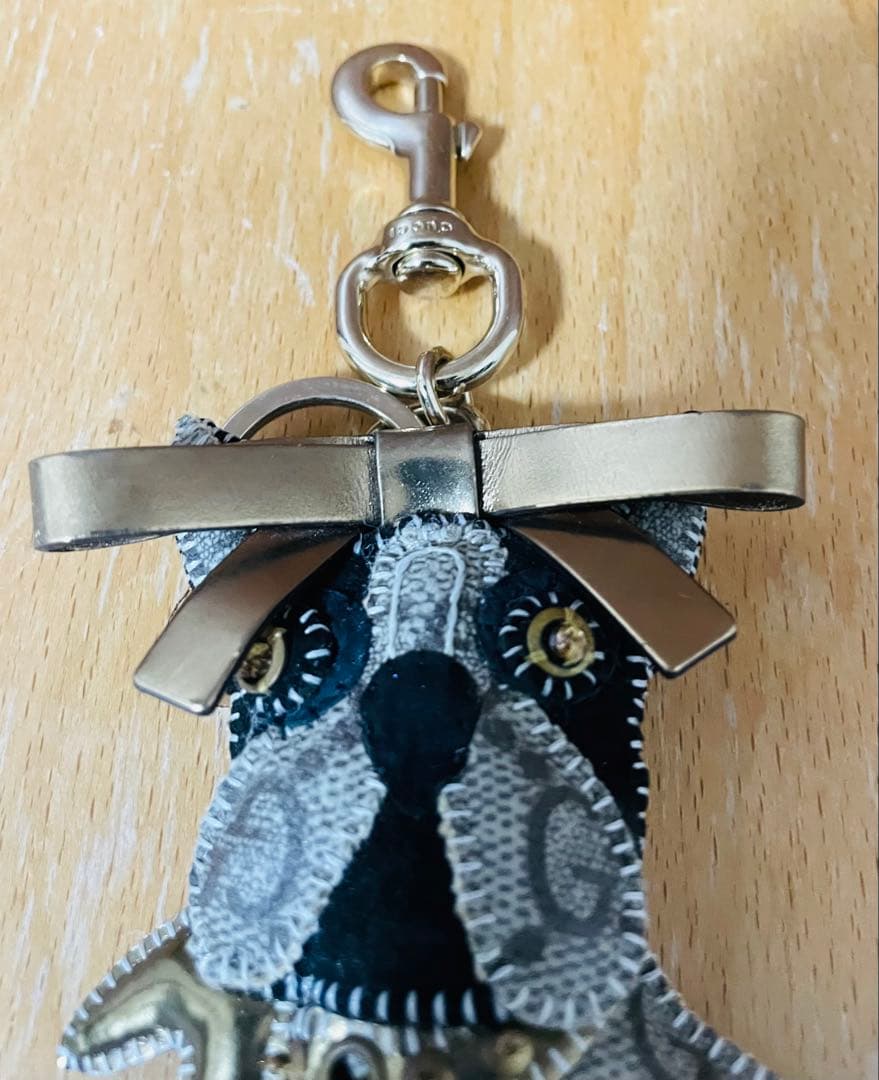 グッチ GUCCI キーホルダー チャーム グッチョリ ドフレンチブルドッグ