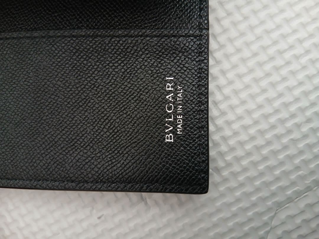 BVLGARI ブラック レザー キーケース