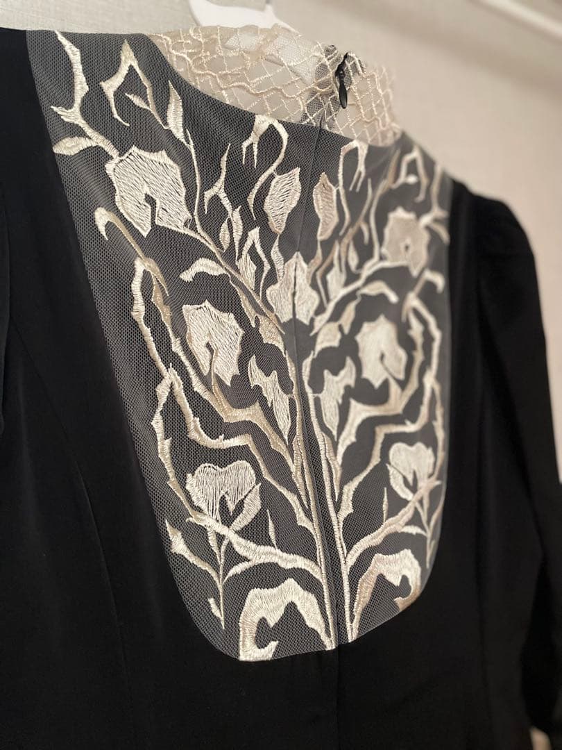 【美品】etoll バック刺繍フレアドレス オケージョンドレス