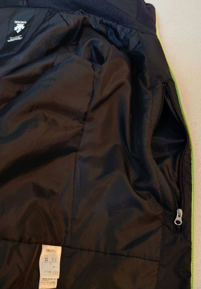 デサント スキーウェア上下 フード付き