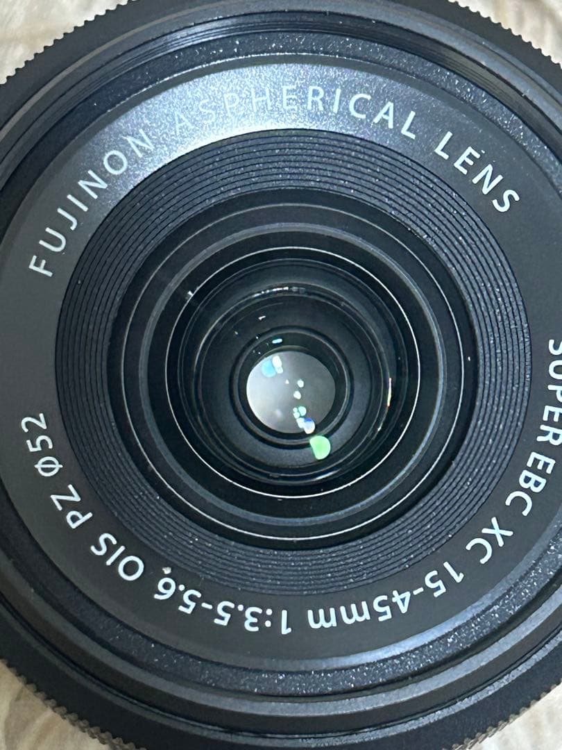 Fujinon XC15-45mm f/3.5-5.6ズームレンズ