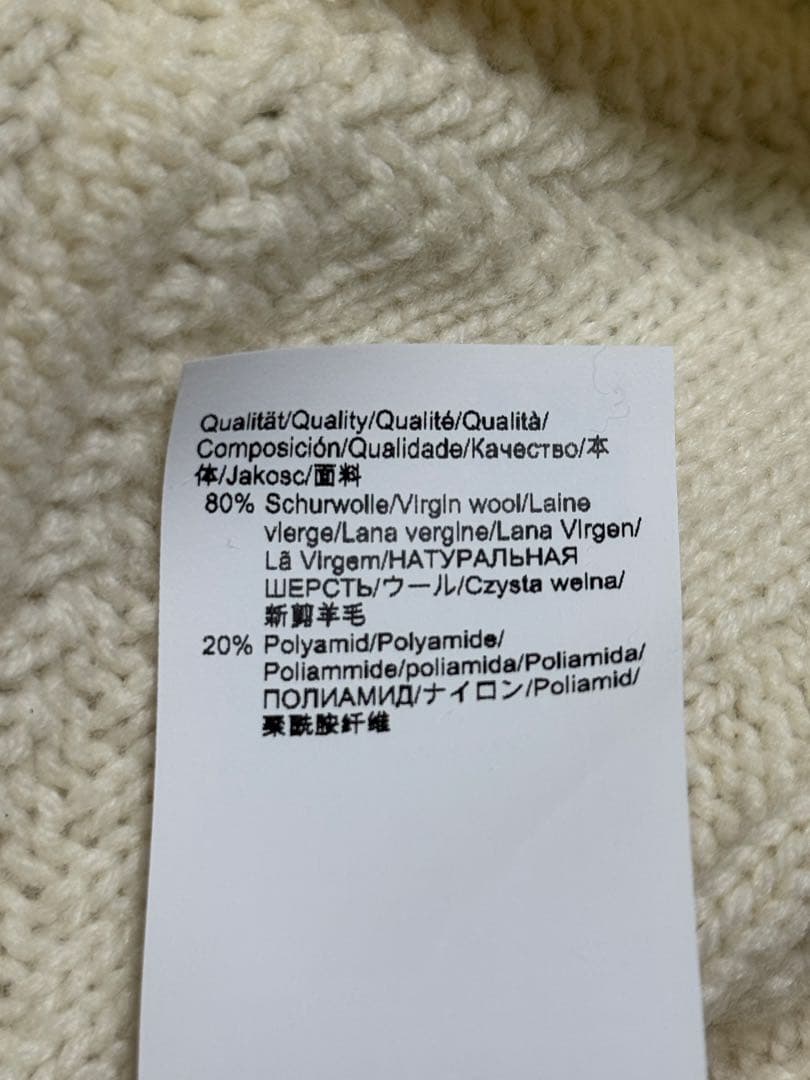 HUGO BOSS メンズニット　セーターＭ