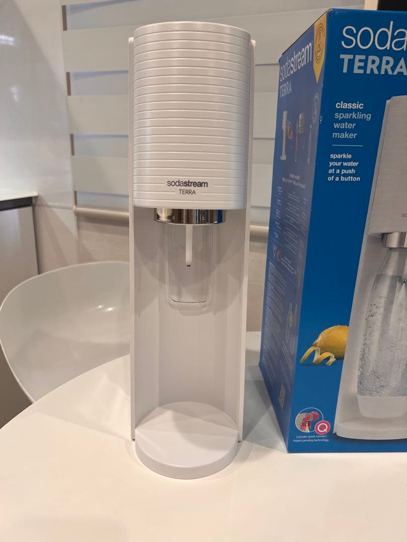 SodaStream TERRA 本体 ボトル×2本 ガスシリンダー付き
