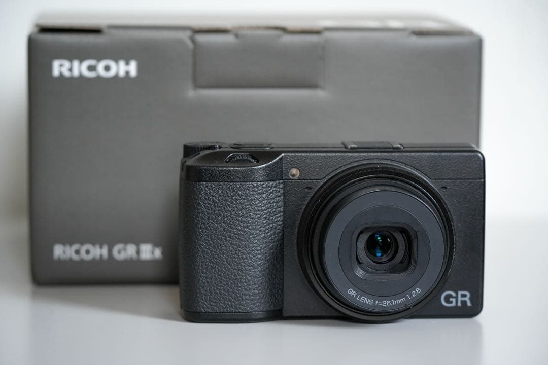 RICOH GRⅢx サムグリップ予備バッテリー付き