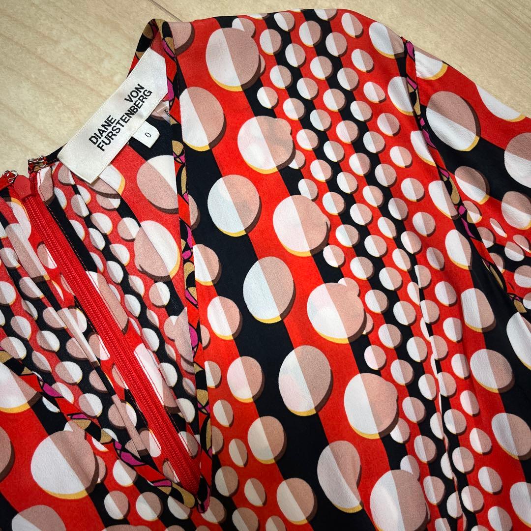 ドット柄ラップ風ドレス 長袖