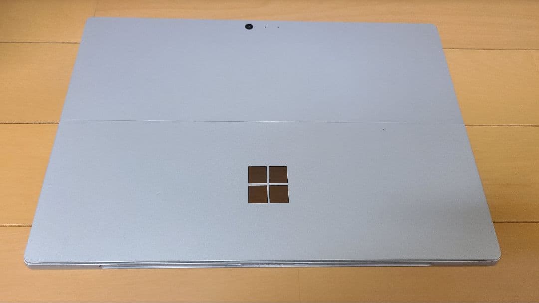 Surface Pro 6 本体 + キーボード + ACアダプター+ケース