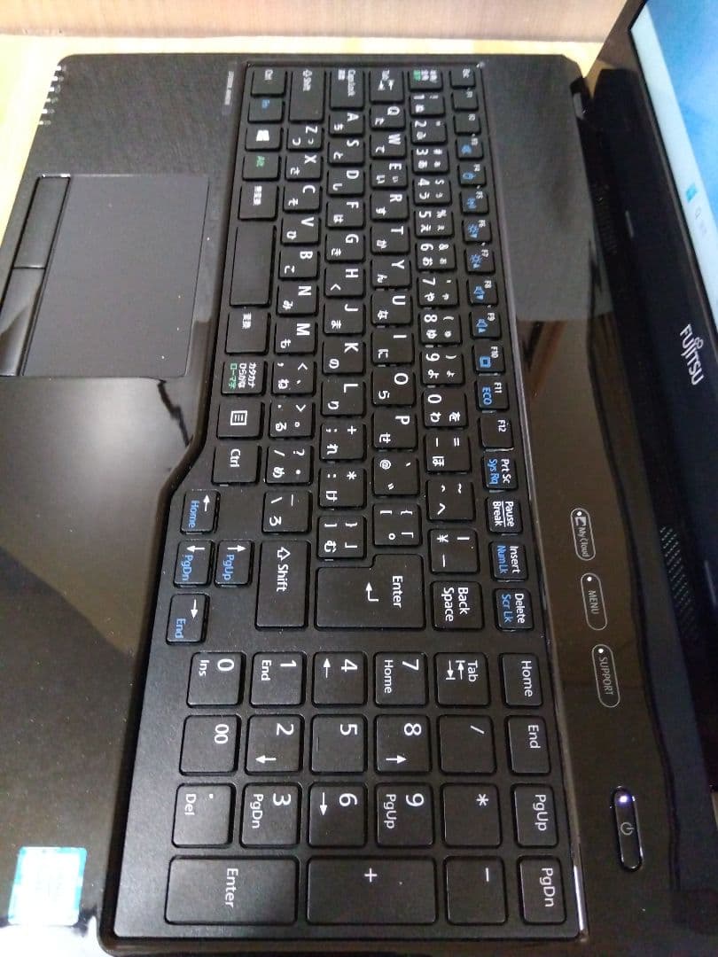 富士通　Lifebook AH46/W i5-6300HQ