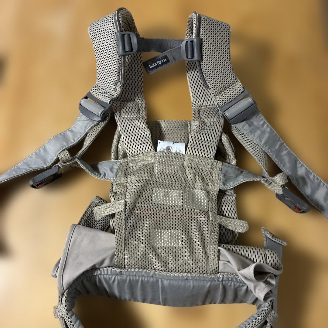 BabyBjörn 抱っこ紐 ONE KAI Air グレージュ 4WAY対応