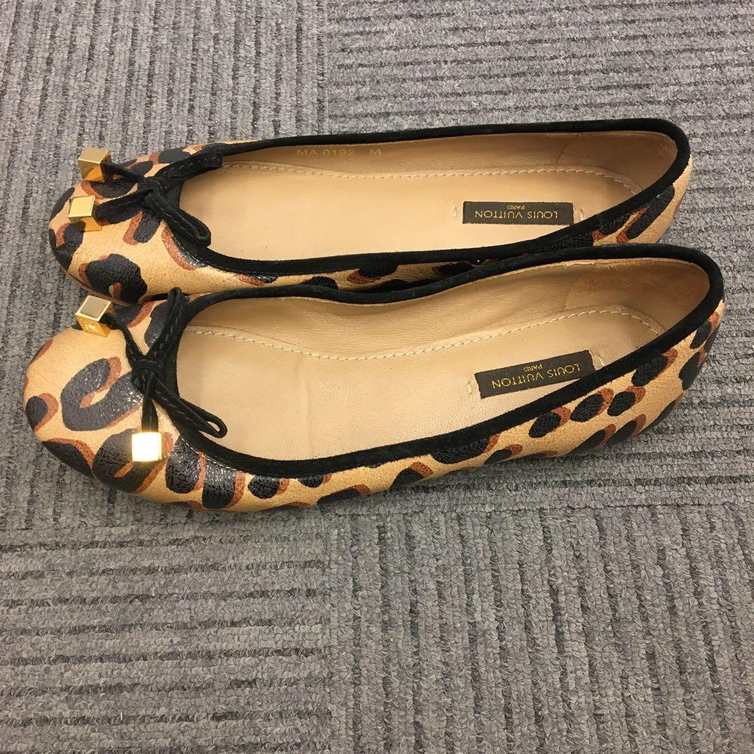 LOUIS VUITTON ルイヴィトン　フラットシューズ　レオパード