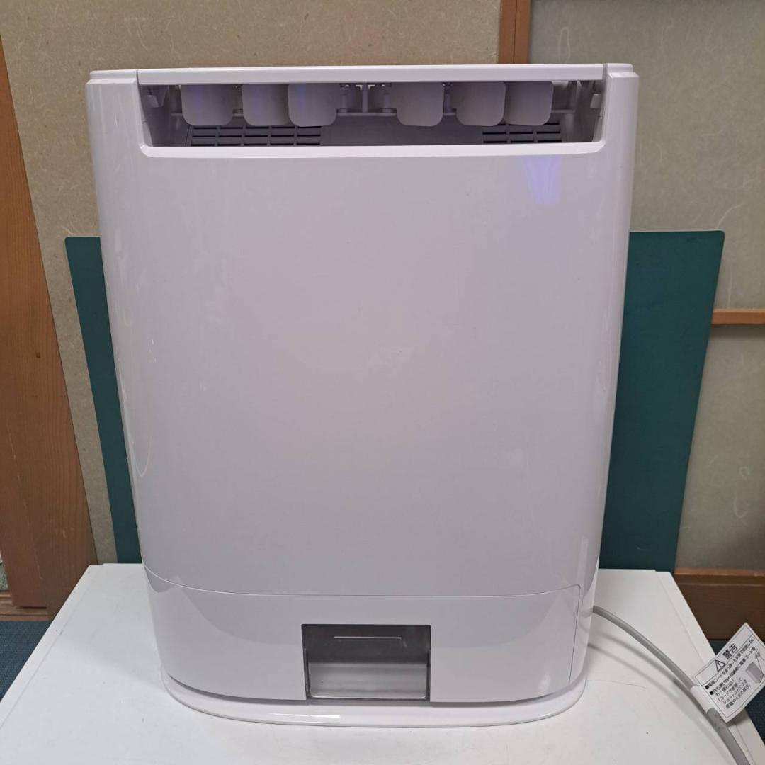 2023年製 パナソニック 衣類乾燥 除湿機 デシカント方式 　F-YZVX60