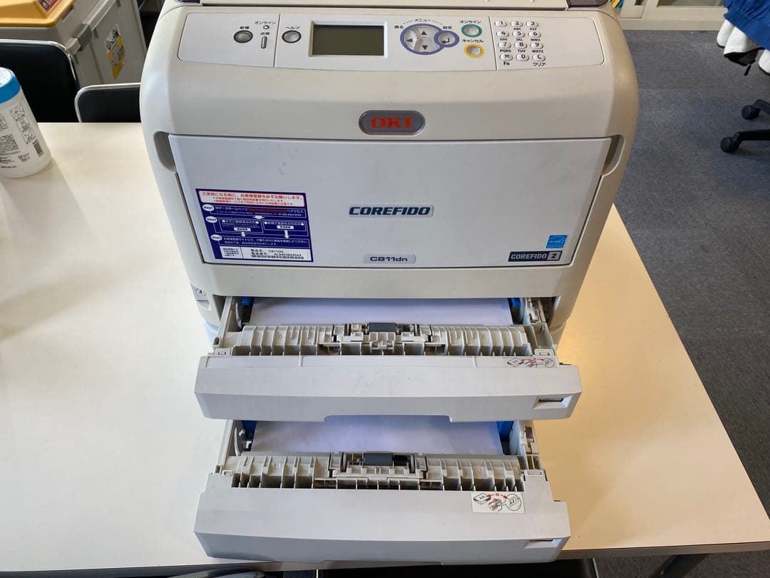 OKI C811dn業務用カラープリンター増設ユニット付き（トナーとドラム付き）