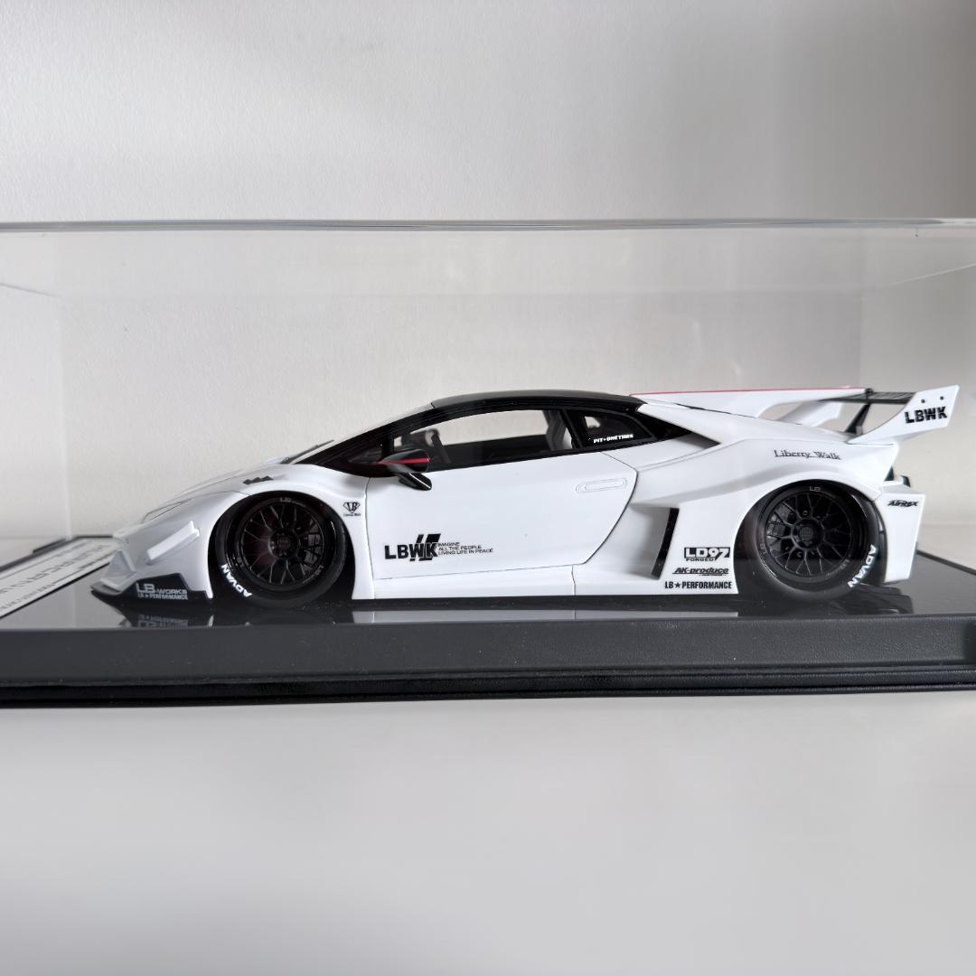 ミニカー LBWK special series HURACAN 1:18