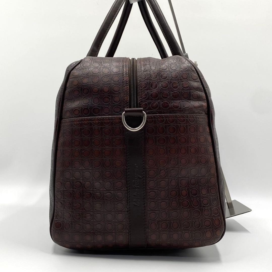 極美品✨フェラガモ 2way ガンチーニ エンボス レザー ボストンバック