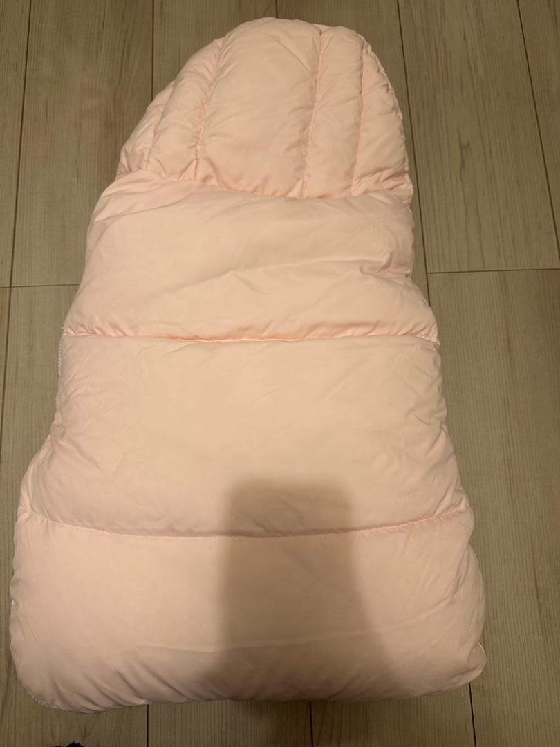 モンクレール　おくるみ　ピンク　moncler