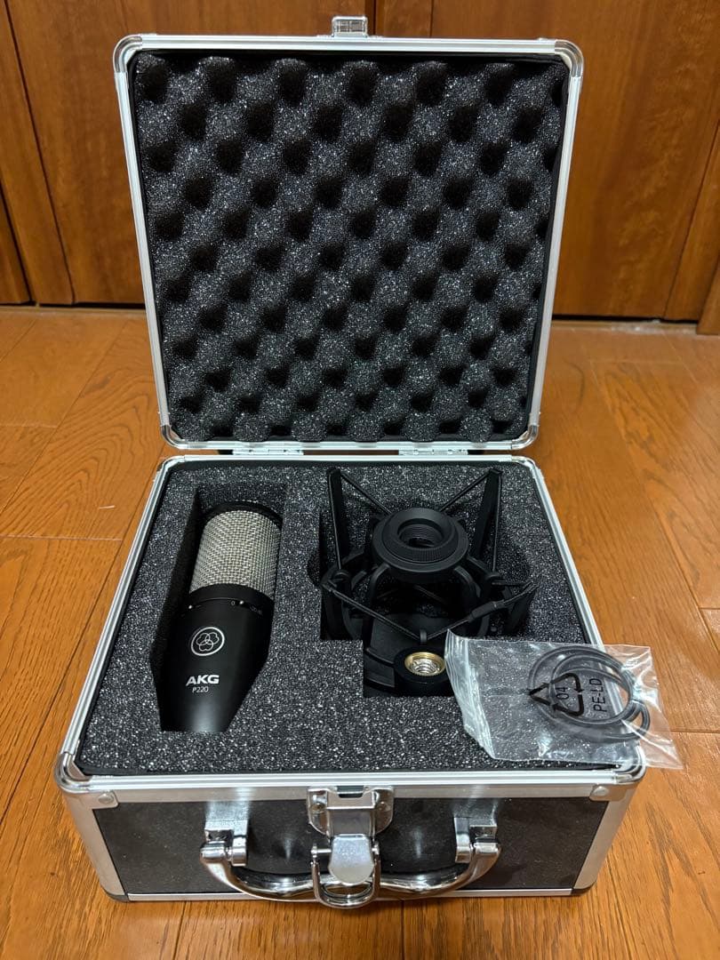 AKG P220 コンデンサーマイク セット