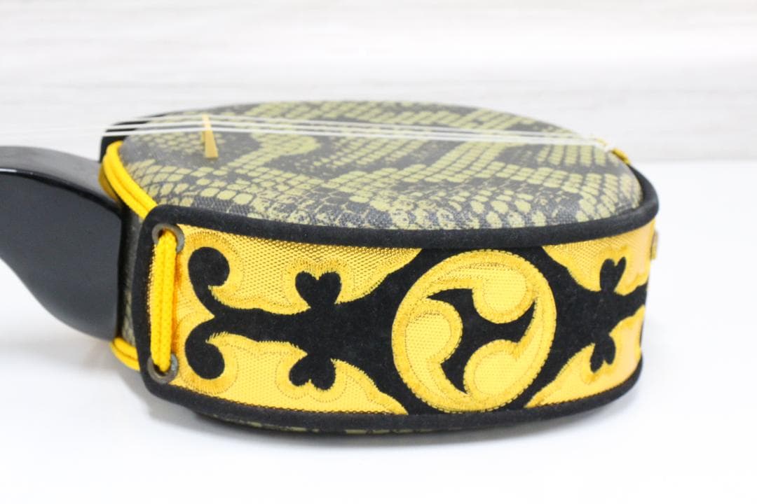 ▲美品 三線/さんしん 弦楽器 伝統音楽 民謡 沖縄三味線 和楽器 琉球音楽