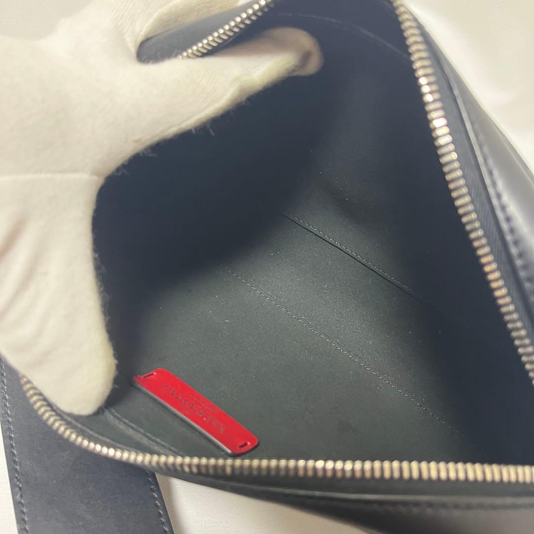 専用　VALENTINO VLTN クロスボディ　ショルダーバッグ　ボディバッグ