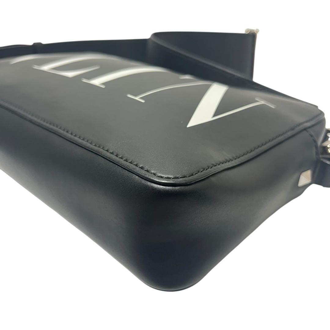 専用　VALENTINO VLTN クロスボディ　ショルダーバッグ　ボディバッグ