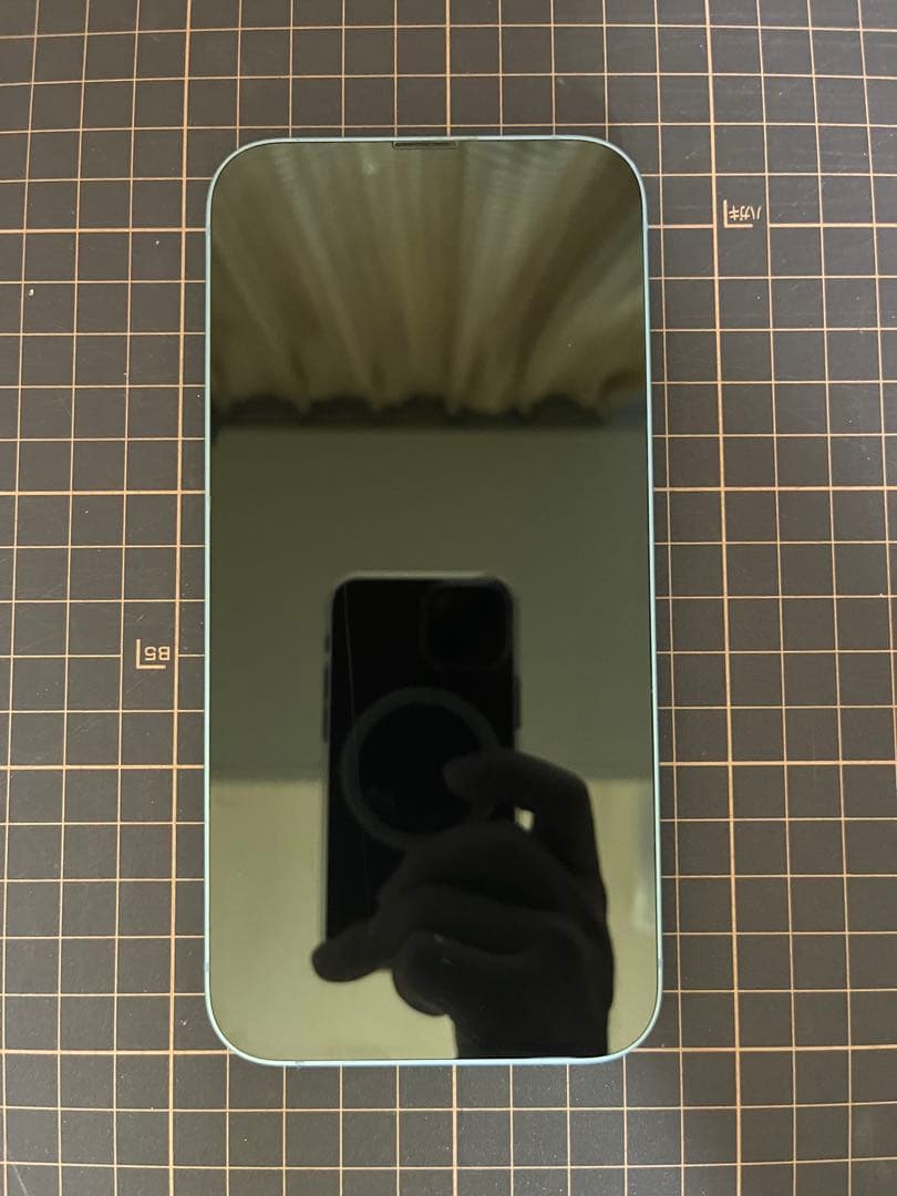 ＳIMフリー iPhone14plus 256G＋アップル純正ケース3個セット