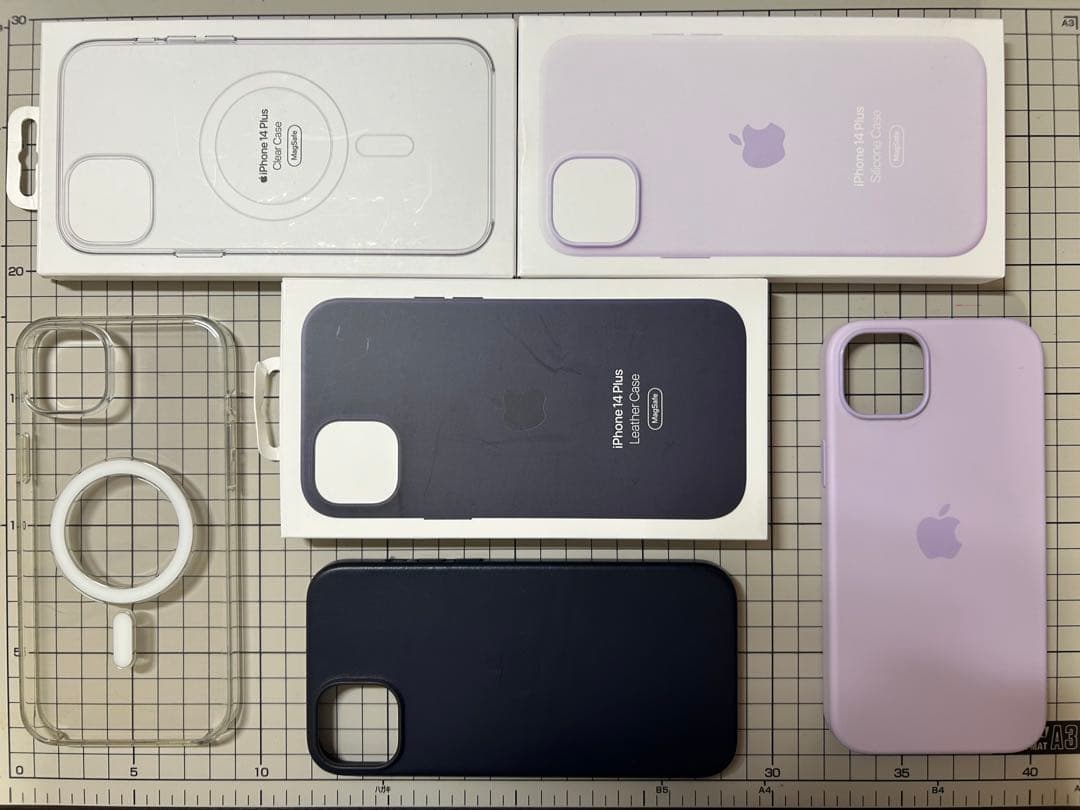 ＳIMフリー iPhone14plus 256G＋アップル純正ケース3個セット