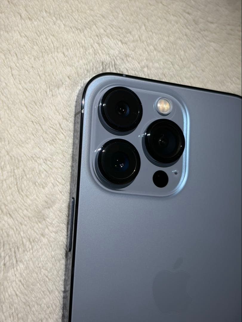 Apple iPhone 13 Pro シエラブルー