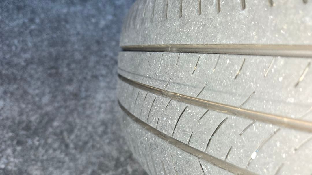 C27セレナ　純正アルミホイールタイヤセット