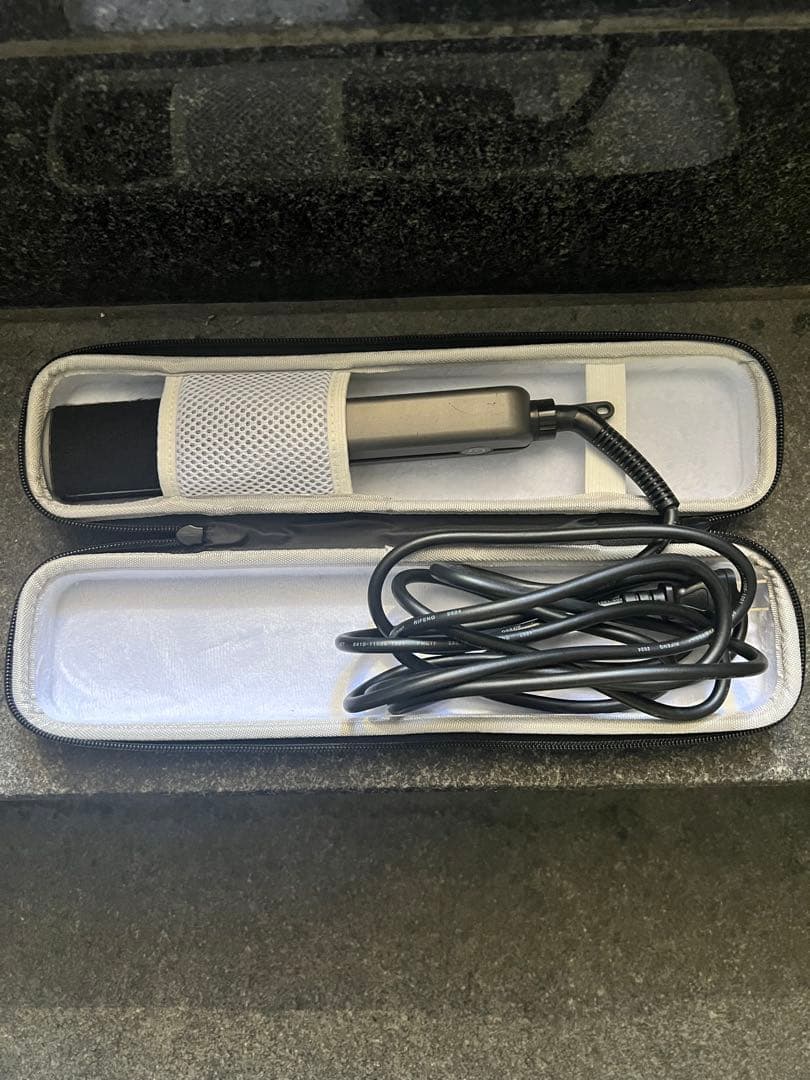 KERFFECT ストレートヘアアイロン 専用ケース付き