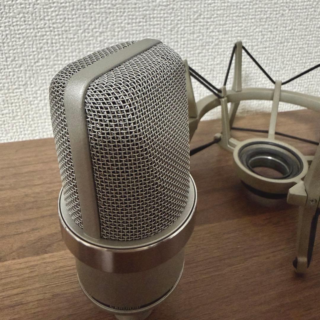 NEUMANN(ノイマン) TLM102 + EA4
