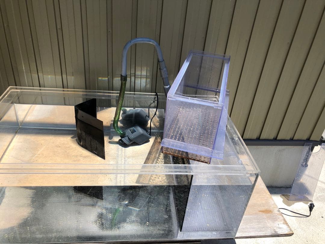 キ*シ様 サイド濾過槽付き水槽