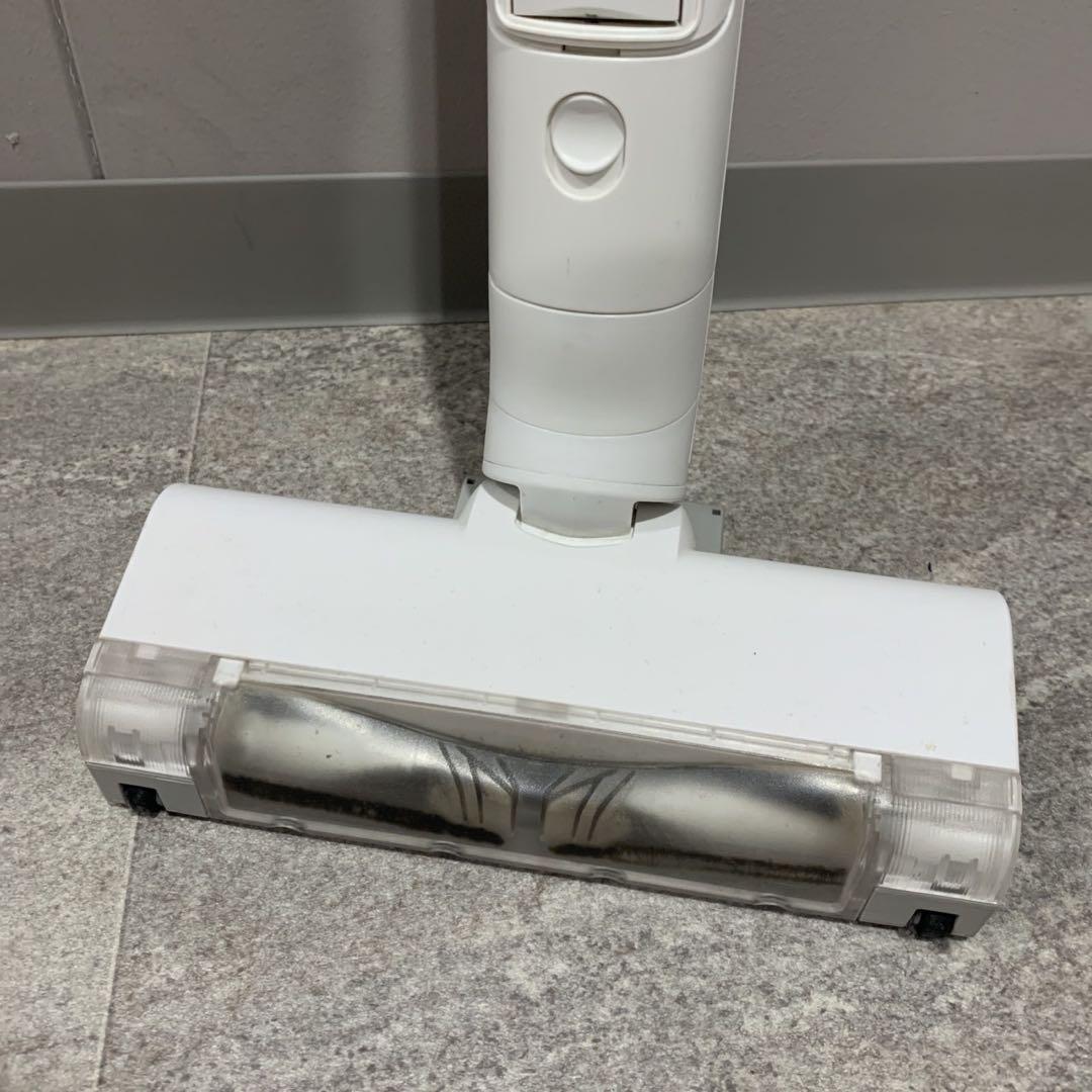 Panasonic MC-NS10K コードレス掃除機 2021年製