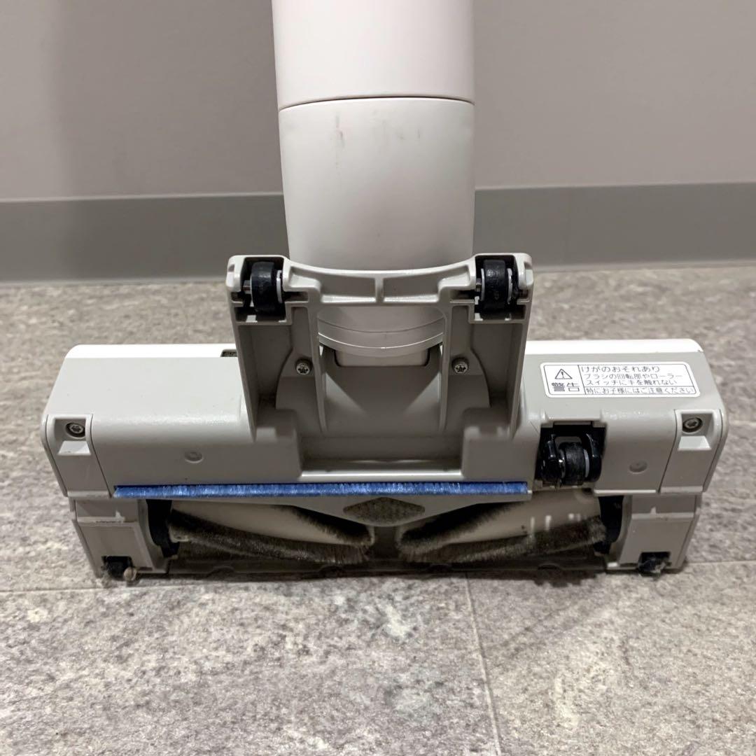 Panasonic MC-NS10K コードレス掃除機 2021年製