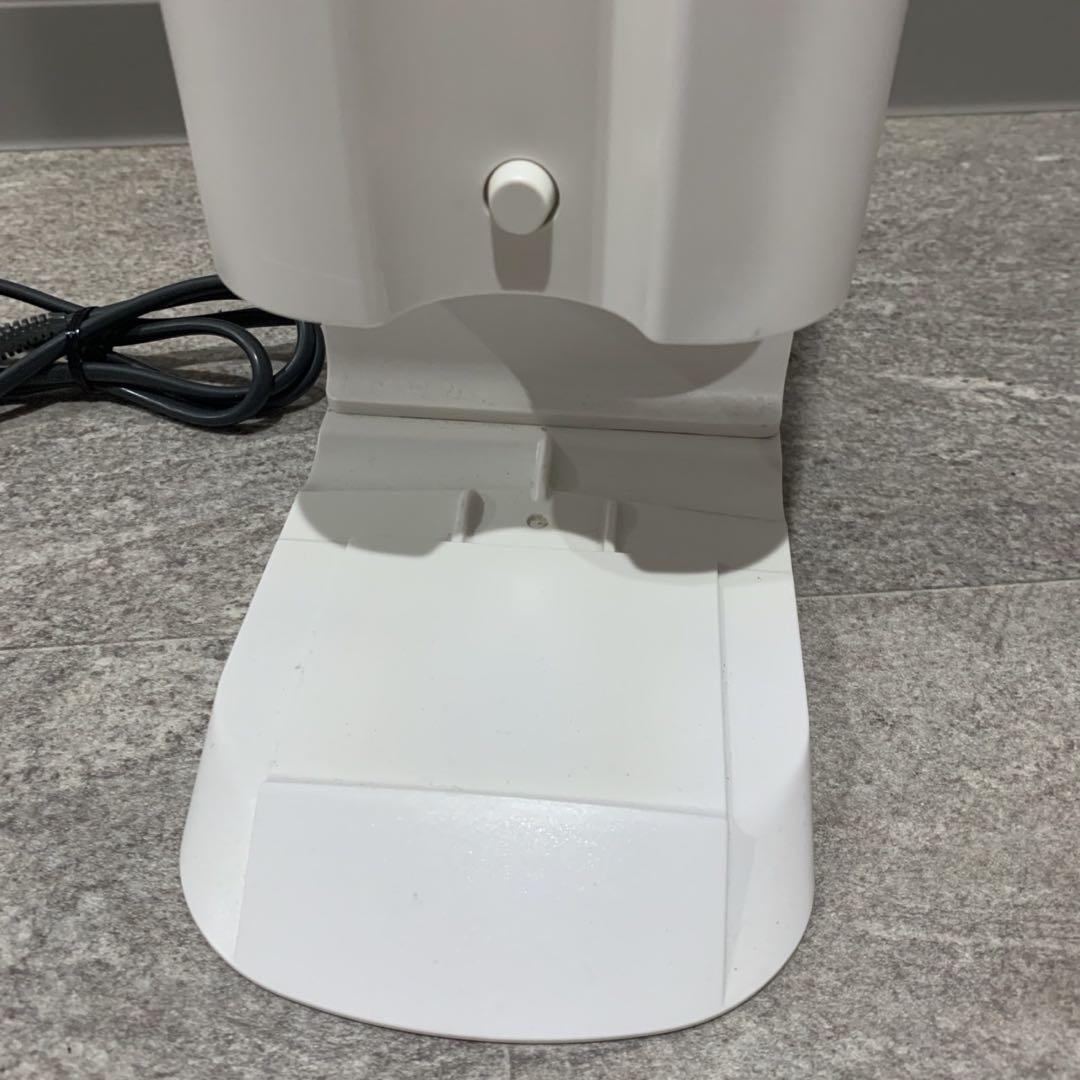 Panasonic MC-NS10K コードレス掃除機 2021年製