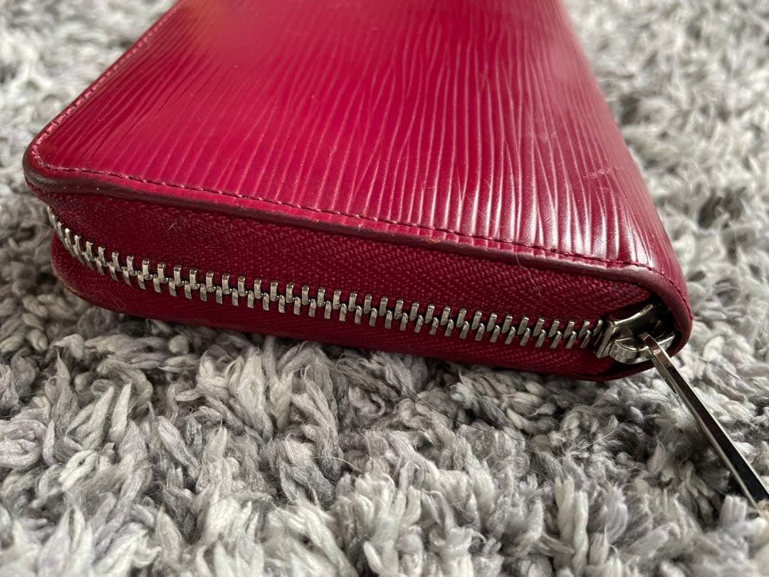 Louis Vuitton エピジッピーウォレット長財布 保存袋付き