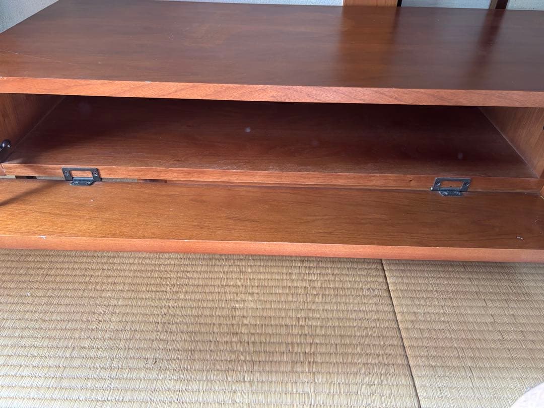 TRESTLES TV BOARD LOW【アクメファニチャー】