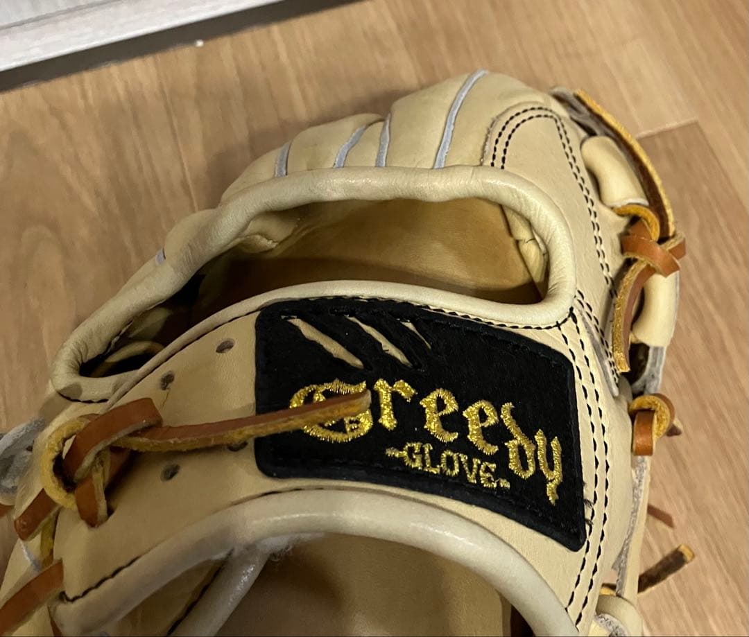 Greedy 投手用グローブ　特殊重心